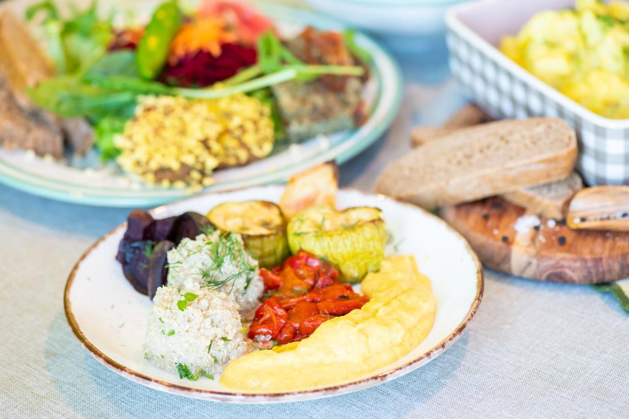 Vita Rama Holistic Hotel And Retreats - Vegan Full Board Obzor Ngoại thất bức ảnh
