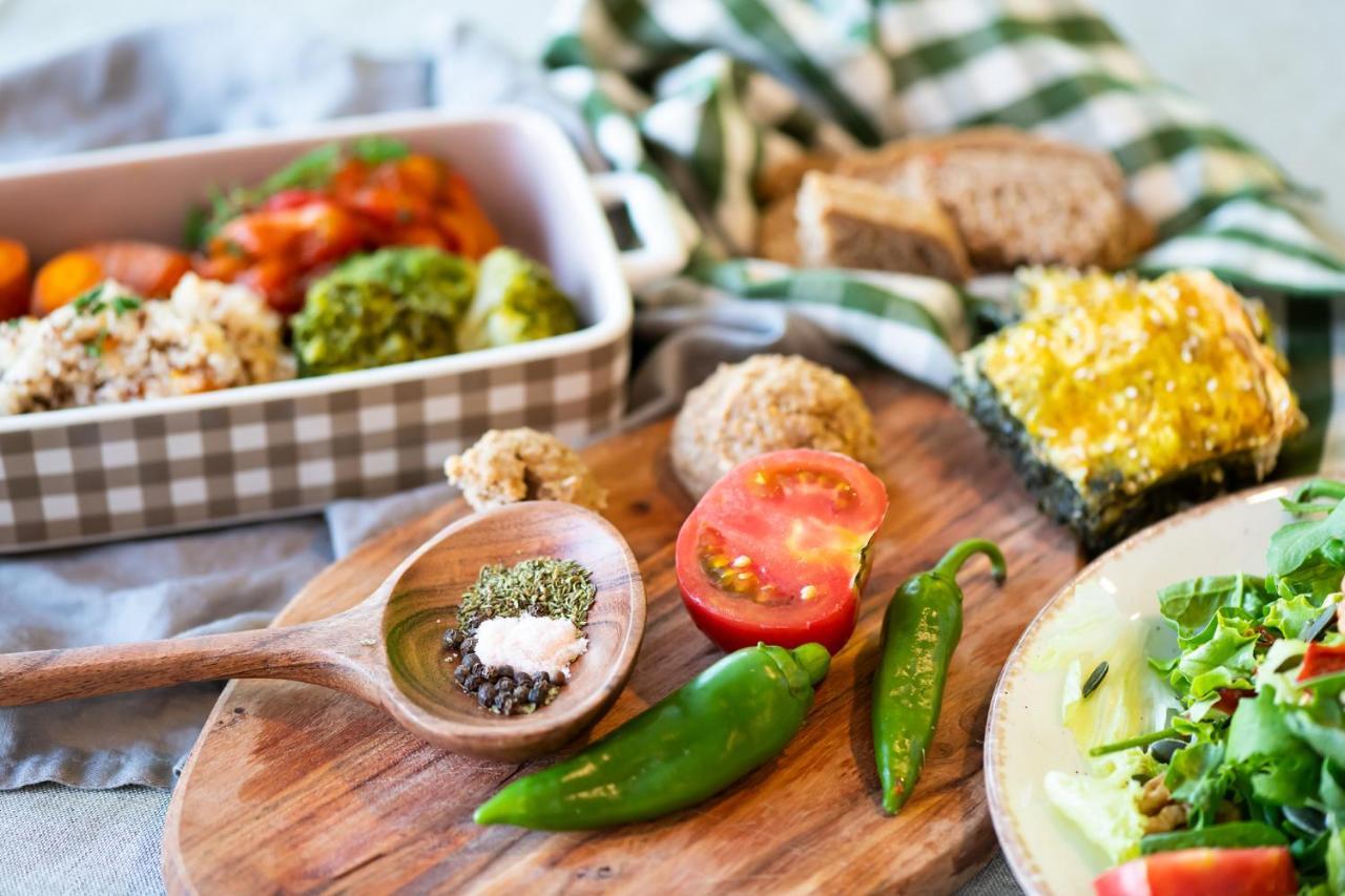 Vita Rama Holistic Hotel And Retreats - Vegan Full Board Obzor Ngoại thất bức ảnh