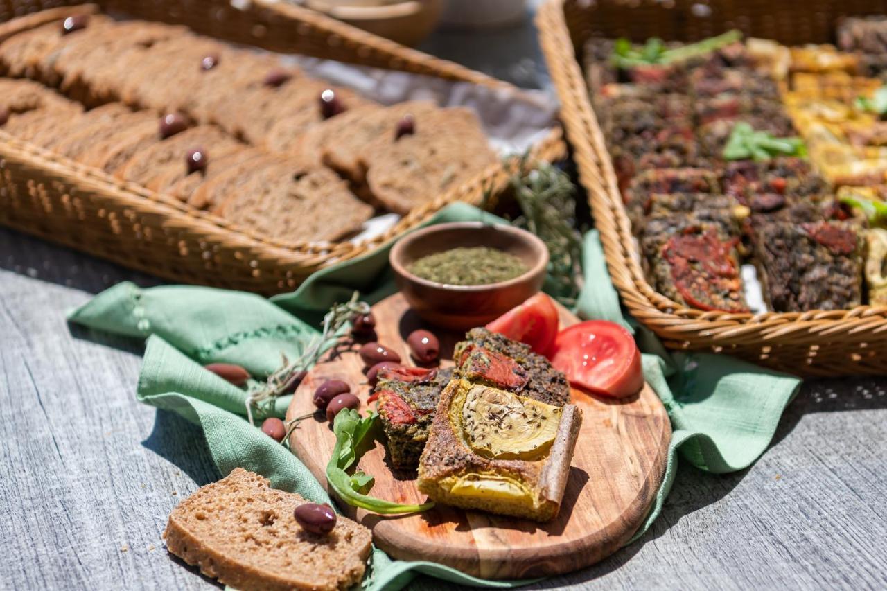 Vita Rama Holistic Hotel And Retreats - Vegan Full Board Obzor Ngoại thất bức ảnh
